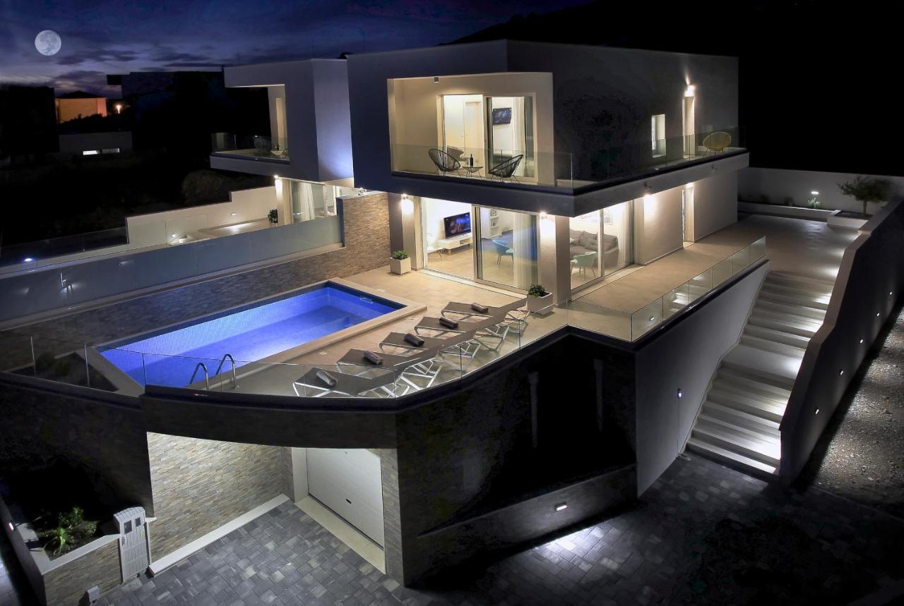 Vila Mila *